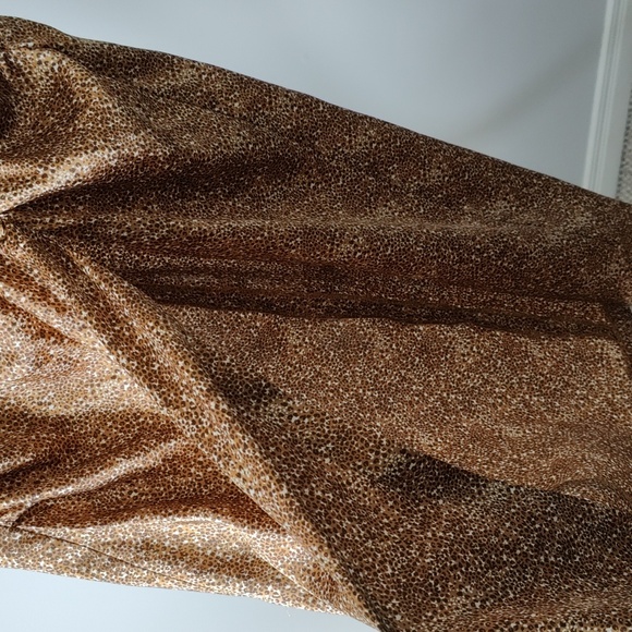 Skirt with Slit - Picture 6 of 10